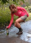 Drunk amateur teen pees in the middle of the road